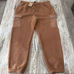 Nike Air Jordan Men’s High Pile Sherpa Pants Brown New Size XL FV7450-223 NWT